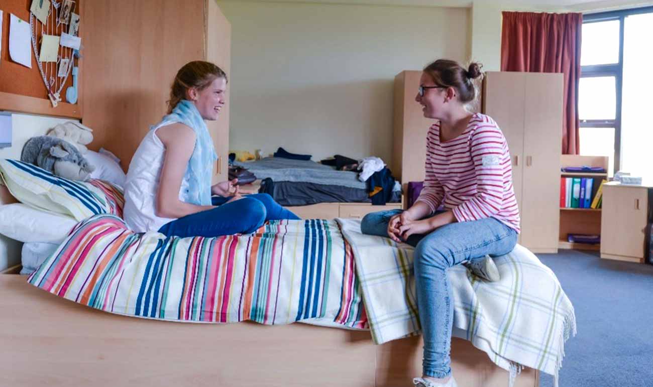 Severnvale Academy junior english language courses uk - residential room